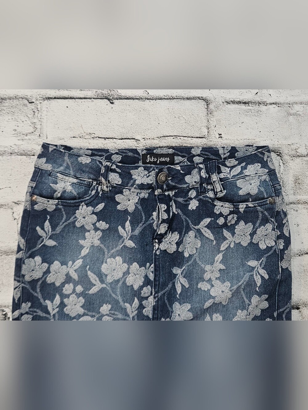 Suko Jeans Floral Denim Mini Skirt Size 2 Blue White Stretch Jean Skirt - Picture 3 of 10
